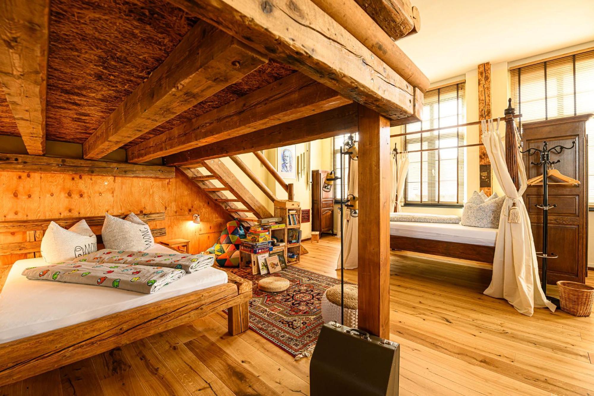 The Music Hall Apartment *